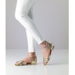 Anna Kern Margo Goud Dames oefen dansschoenen met een drukknoopsluiting